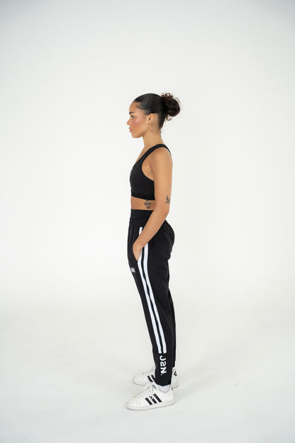 2 Stripe Sprinter pants
